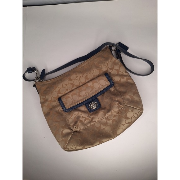 Coach Handbags - Coach‎ Penelope bag